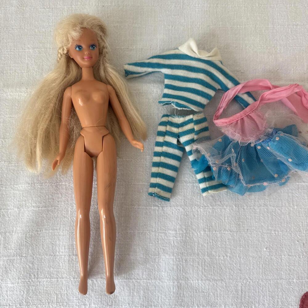 Vintage Skipper Doll Teen Fun Clothes 1987  Long Hair